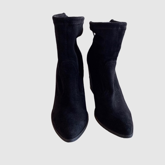 DOLCE VITA CASEE BLACK LEATHER BOOTIE - Picture 9 of 15